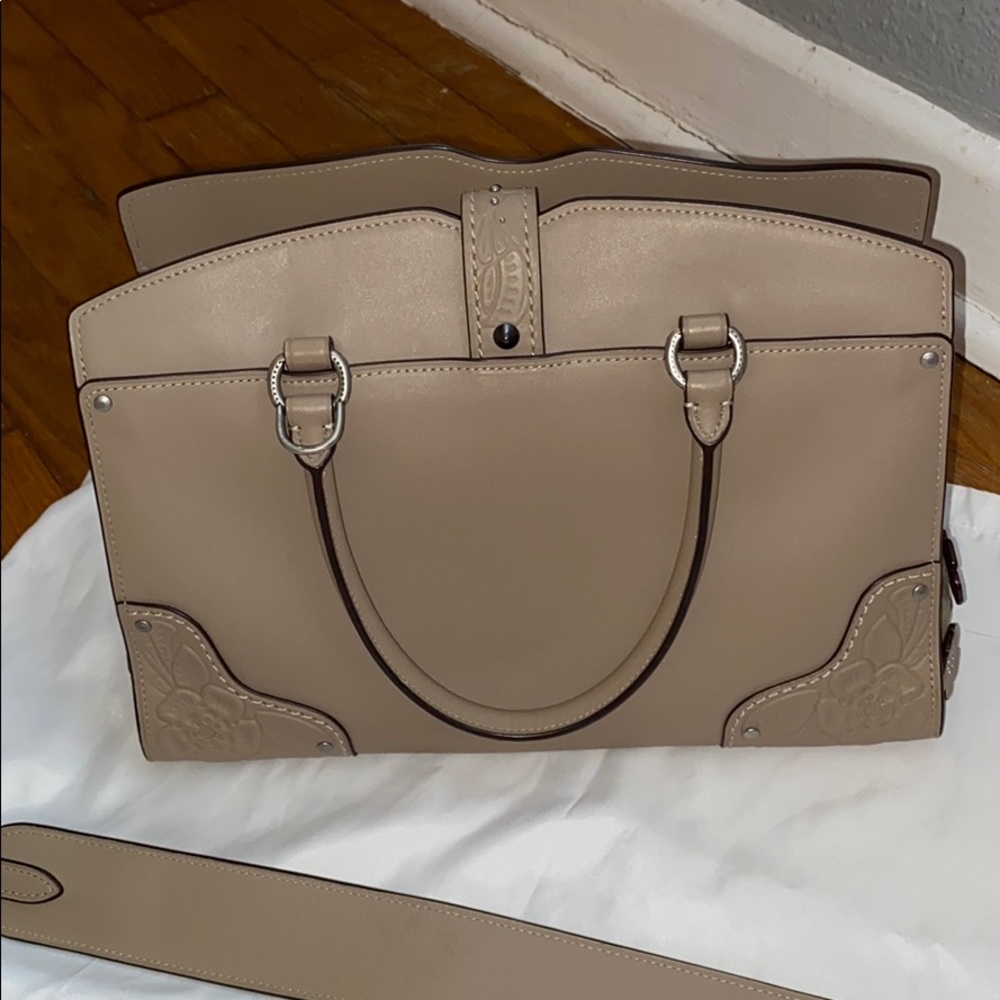 Purse - Picture 5 of 8